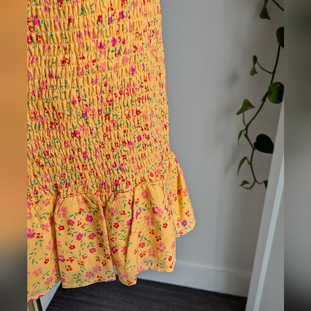 Lovers & Friends Cendall Dress Golden Rod Ditsy - Picture 7 of 10